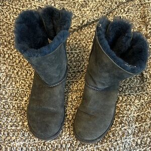 Uggs Cozy Black Suede Boots with Fur Lining